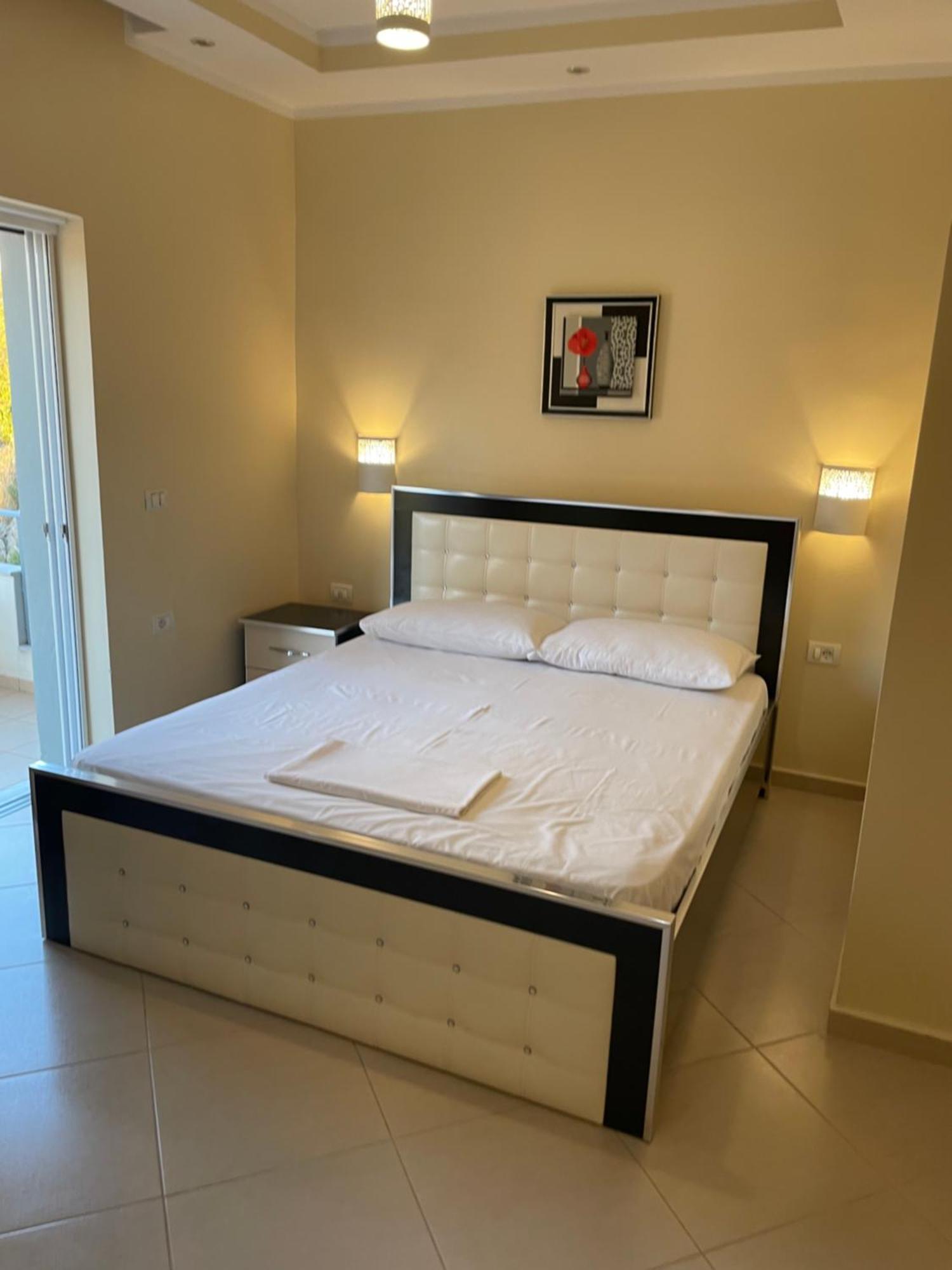 Honey Studios Saranda Extérieur photo