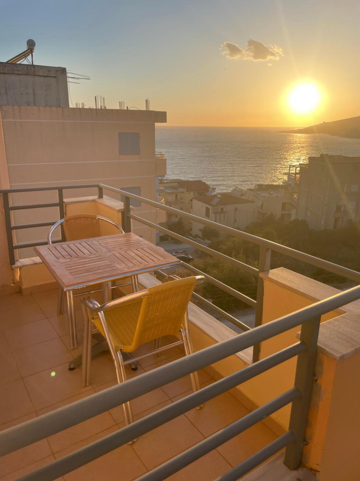 Honey Studios Saranda Extérieur photo